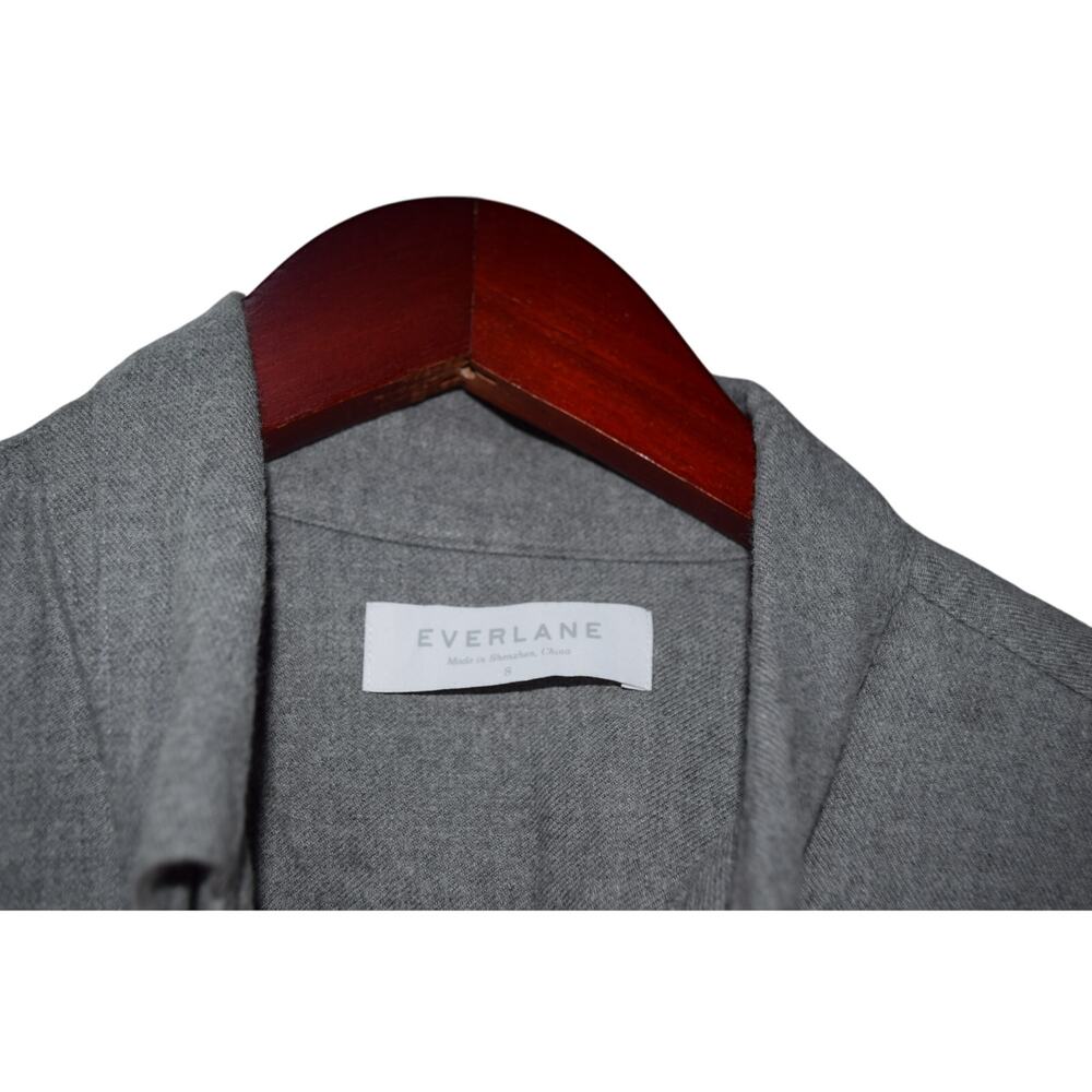 Everlane Small Gray Button-Down Oxford Shirt Long… - image 3